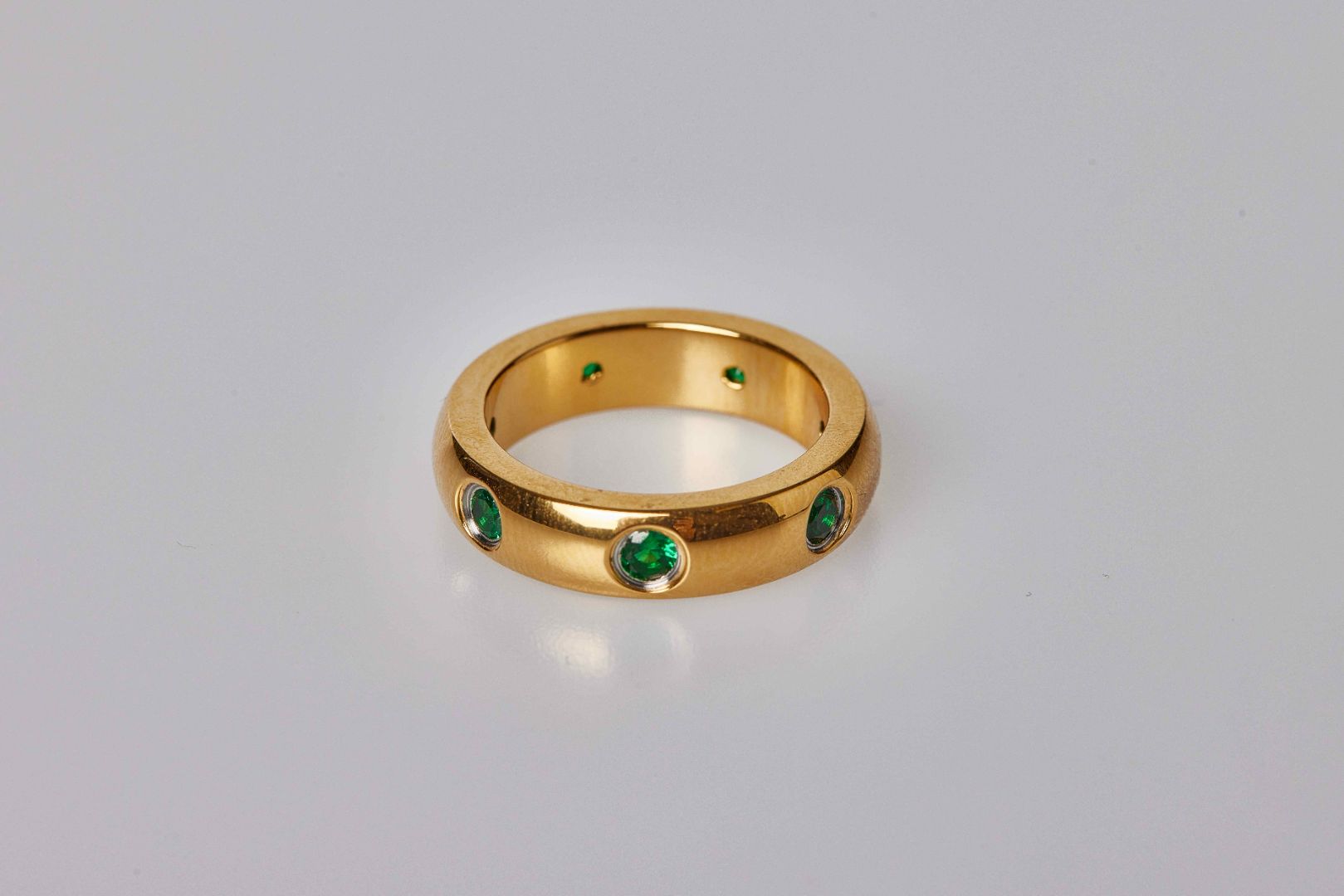 Emerald Artemis Ring