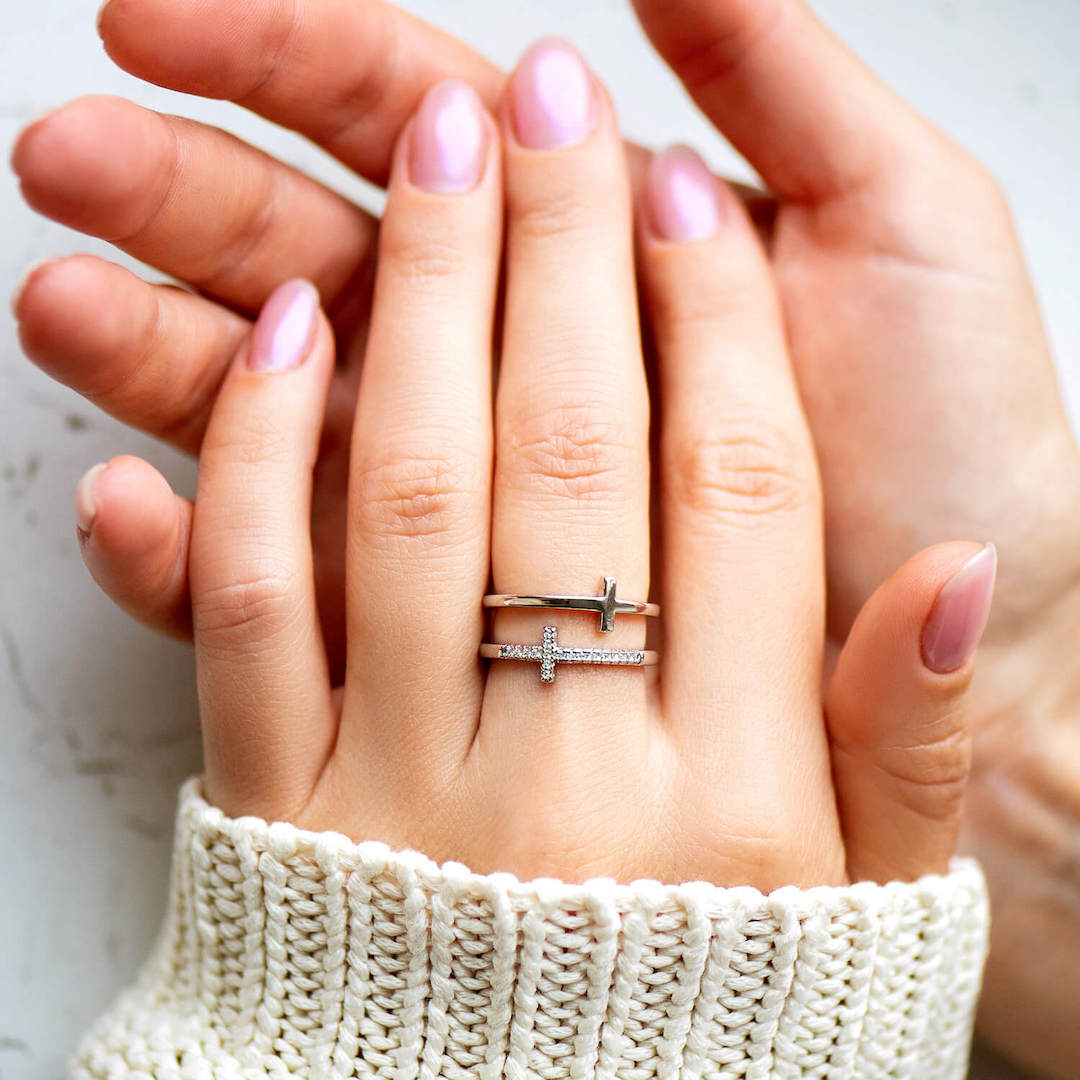 "Be Strong & Courageous" Double Cross Ring