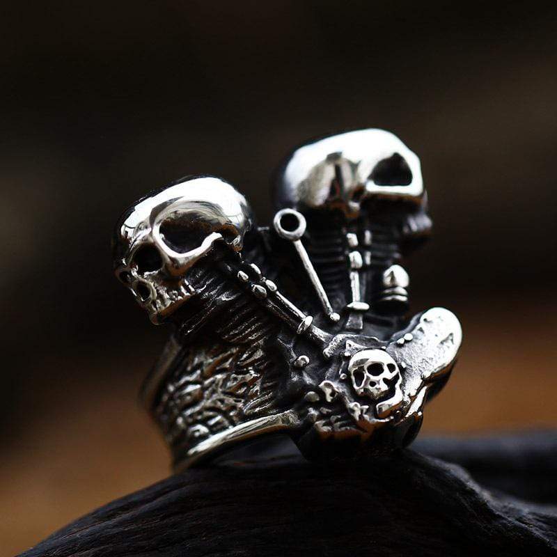 BIKER STYLE STAINLESS STEEL RING
